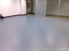 市道上的铝扣板其实是铝合金材质的吊顶